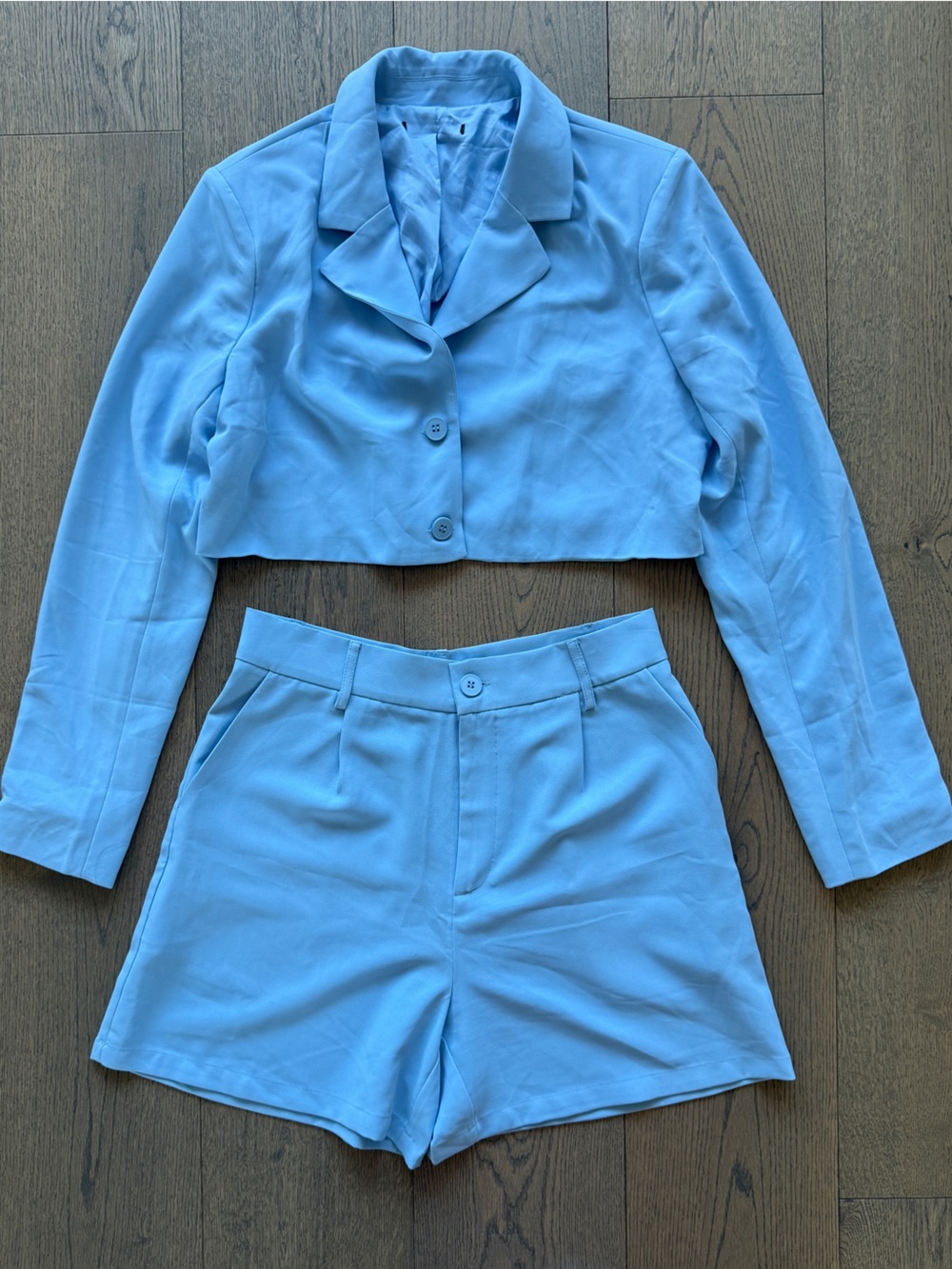 Powder blue blazer + high-waisted shorts set, size L - Picture 2 of 6